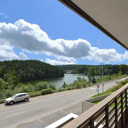 Apartment Modern In With Lake View *