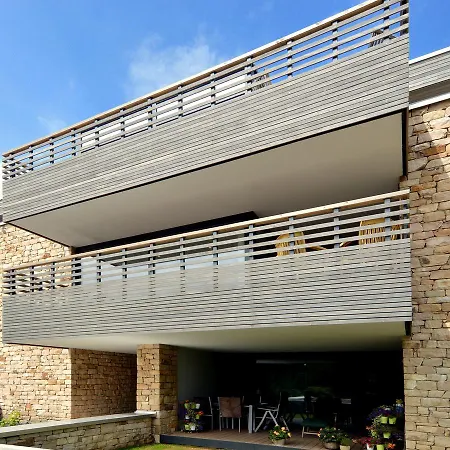 Apartment Modern In With Lake View