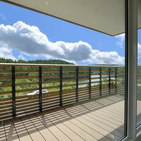 Modern In With Lake View * Robertville