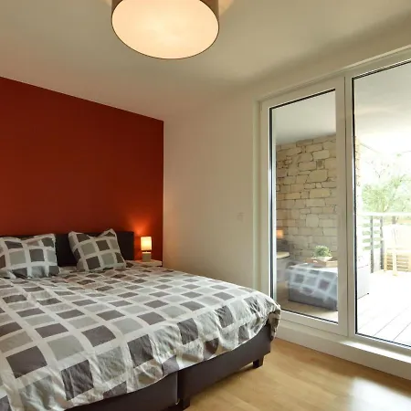 Apartment Modern In With Lake View Robertville