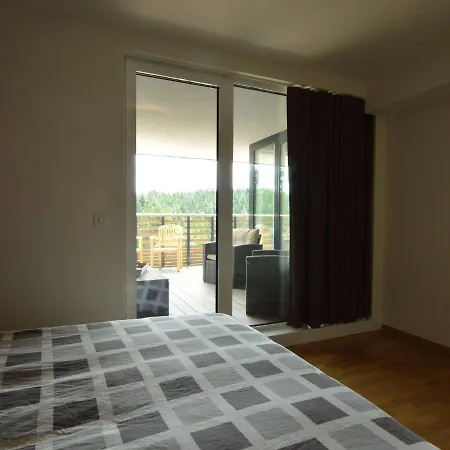 Modern In With Lake View * Robertville